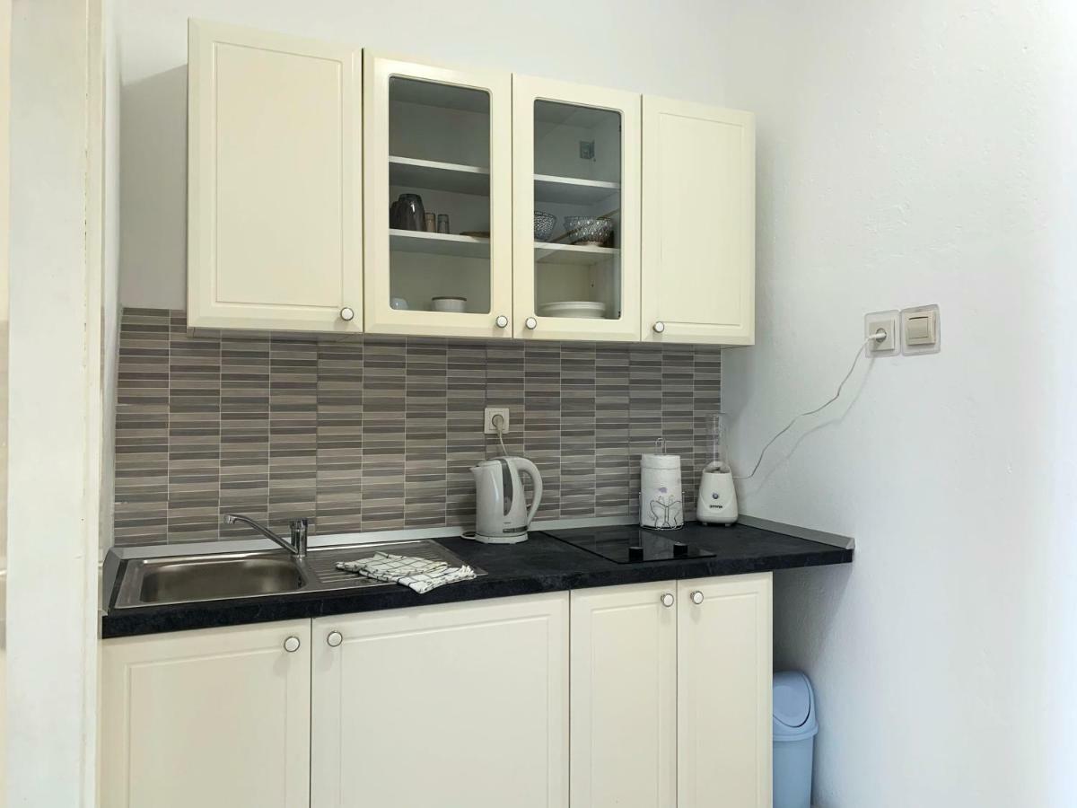 Apartments Zika Promajna Luaran gambar